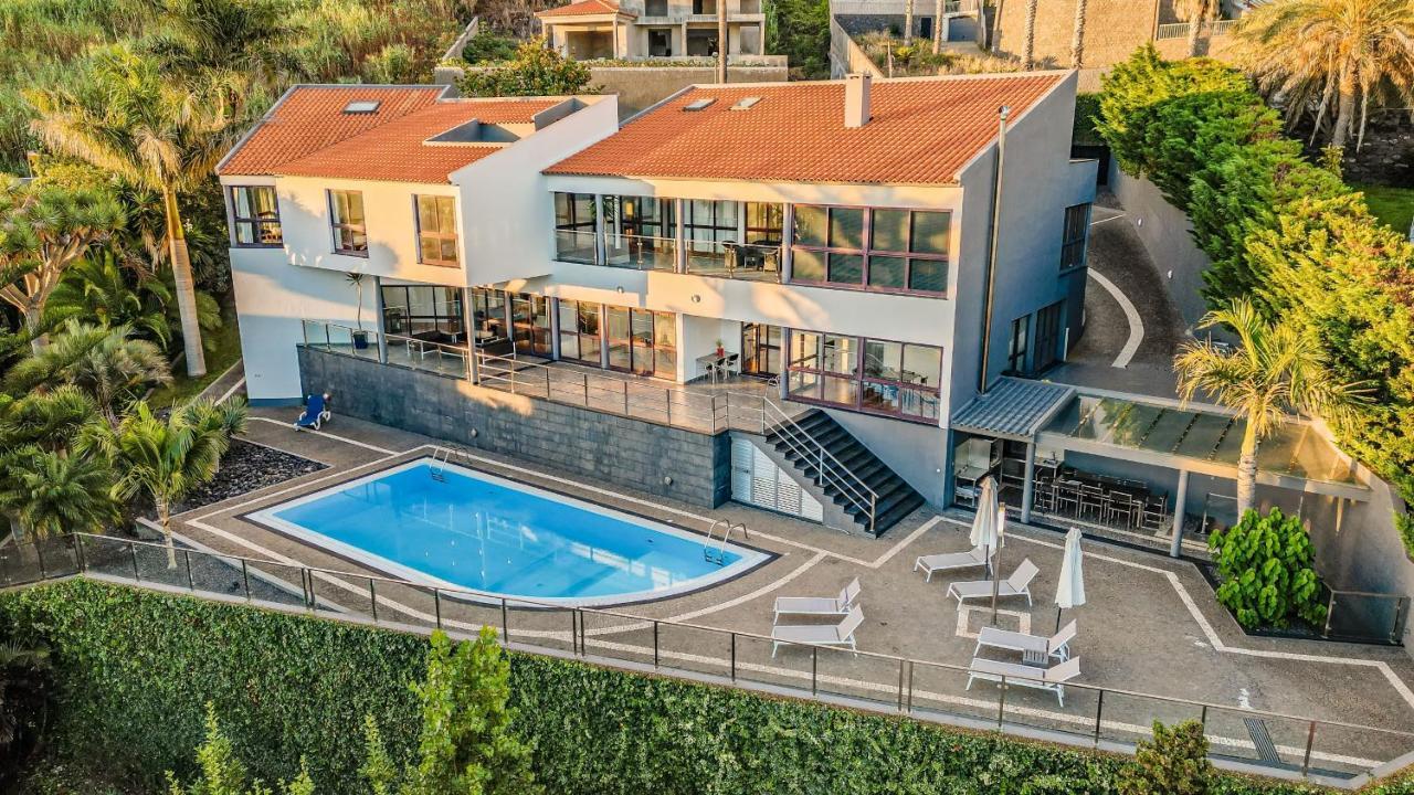Ample Villa With Pool And Gorgeous Ocean View Funchal  Buitenkant foto
