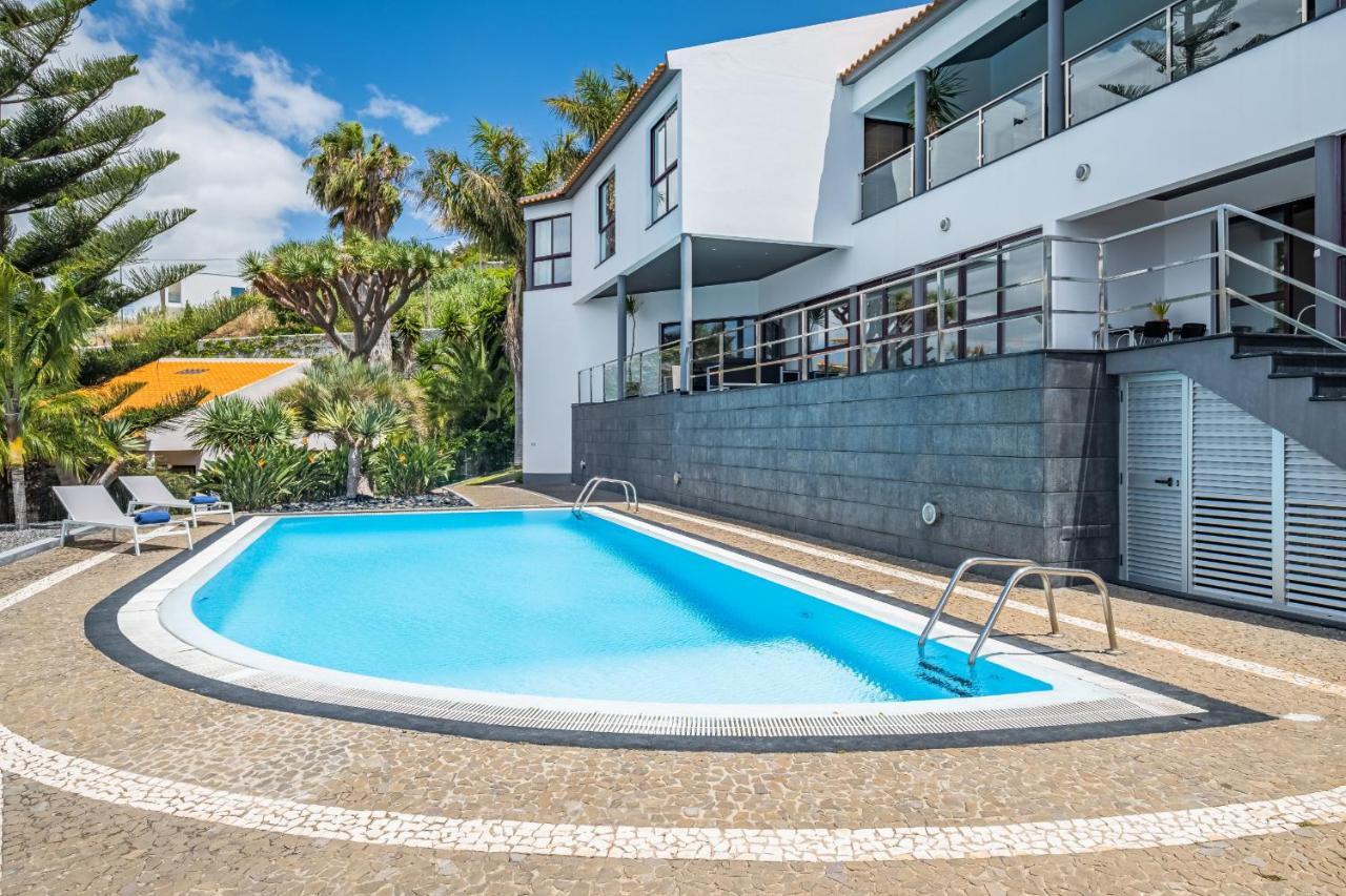 Ample Villa With Pool And Gorgeous Ocean View Funchal  Buitenkant foto