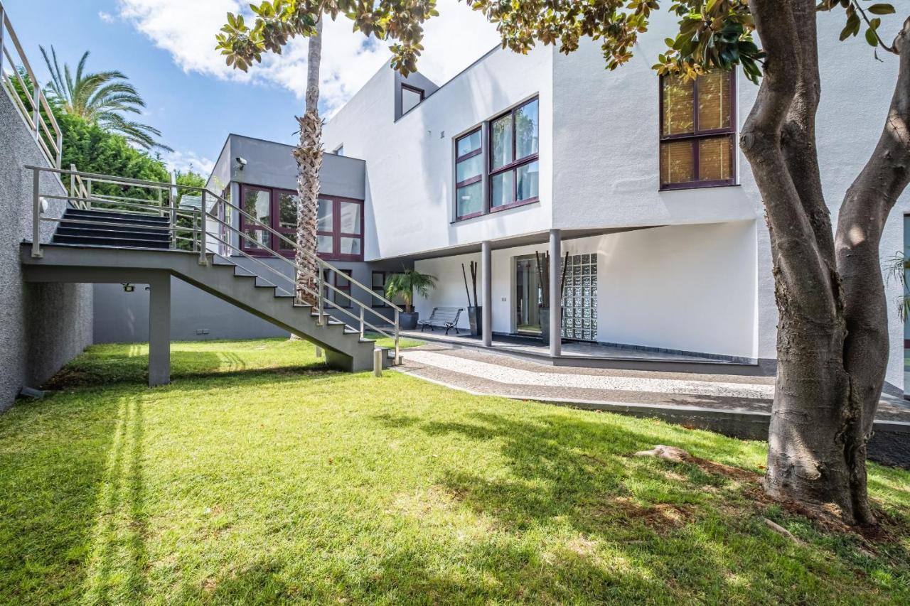 Ample Villa With Pool And Gorgeous Ocean View Funchal  Buitenkant foto