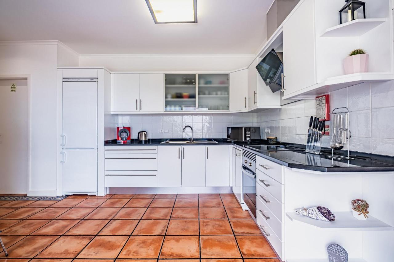 Ample Villa With Pool And Gorgeous Ocean View Funchal  Buitenkant foto