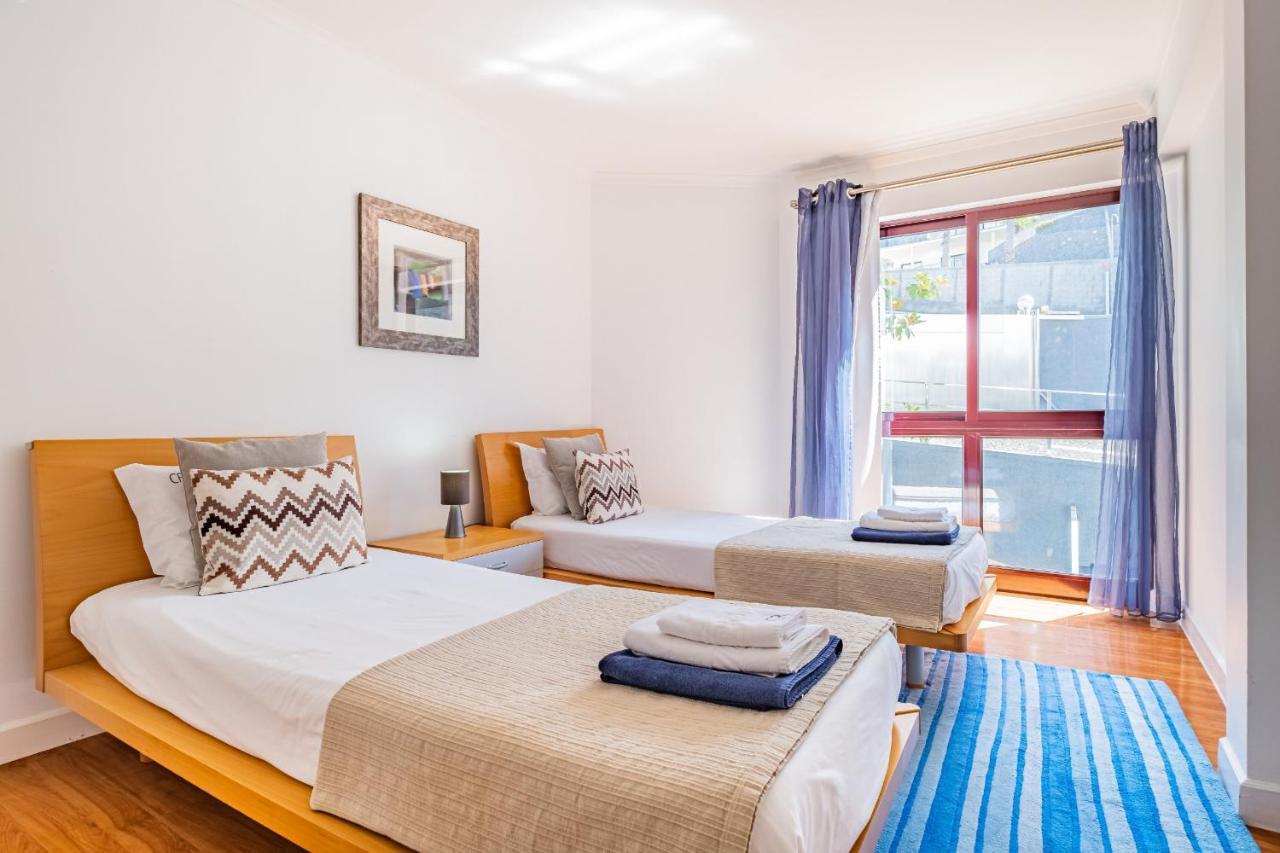 Ample Villa With Pool And Gorgeous Ocean View Funchal  Buitenkant foto