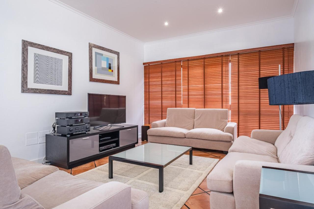 Ample Villa With Pool And Gorgeous Ocean View Funchal  Buitenkant foto