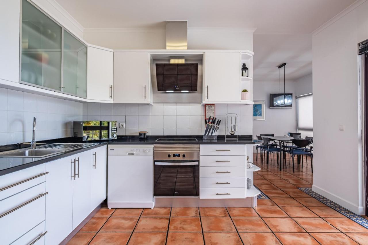 Ample Villa With Pool And Gorgeous Ocean View Funchal  Buitenkant foto